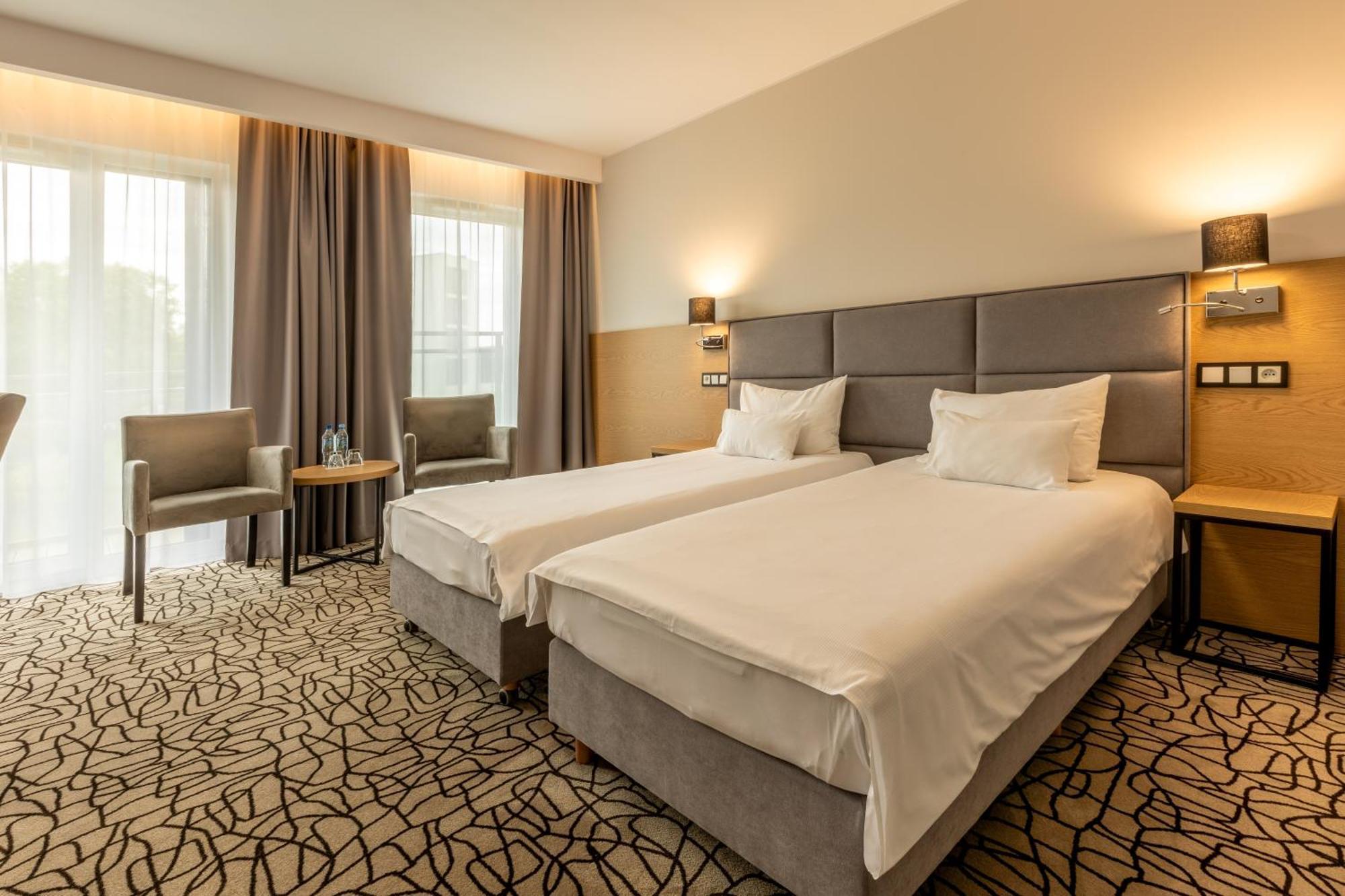 Aparthotel Termy Унеюв Экстерьер фото
